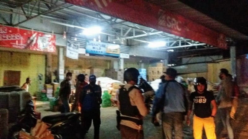 Toko Tita yang terletak di Jalan S Parman, Kelurahan Kotamobagu, Kecamatan Kotamobagu Barat, mendapatkan peringatan keras oleh Pemerintah Kota