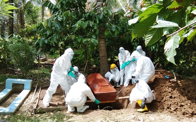 PDP Asal Bolmut Dimakamkan Sesuai Protap Covid-19, Bupati Minta Keluarga Almarhum Mengisolasi Diri