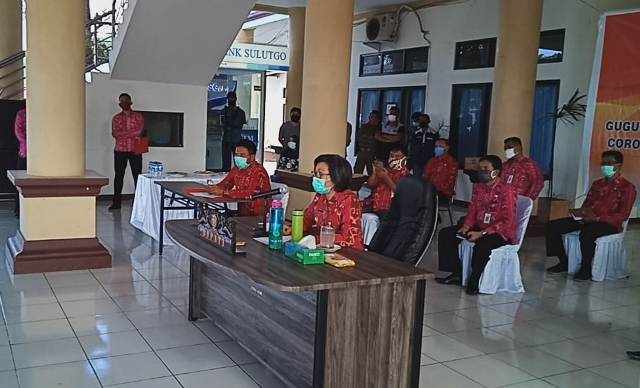 Mensos dan Bupati Bolmong Bahas Penyaluran Bansos