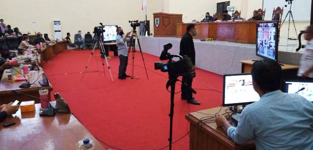 DPRD Bersama Pemkab Bolmong Gelar Paripurna Lewat Vicon