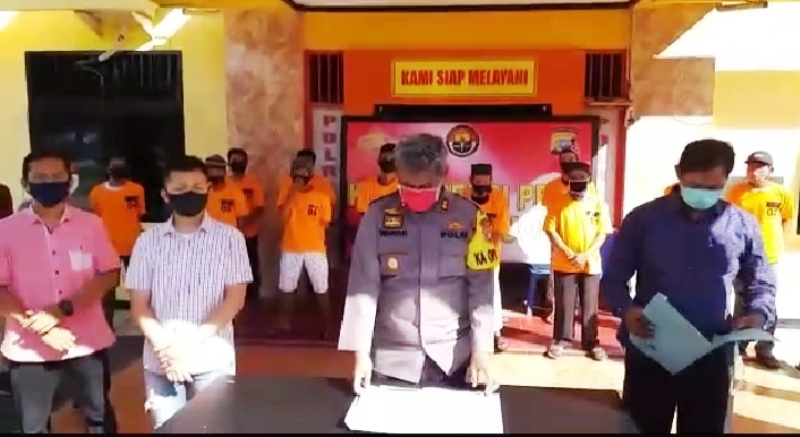 Video: Polres Buol Tetapkan 13 Tersangka Pelaku Tindak Kekerasan Usai Salat Ied di Buol
