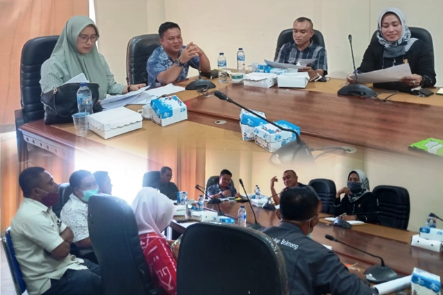 DPRD Bolmong Hearing Dua Instansi