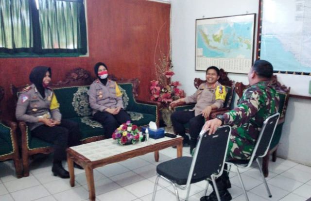 Kapolres Kotamobagu Kunjungi Markas Kodim 1303 Bolmong