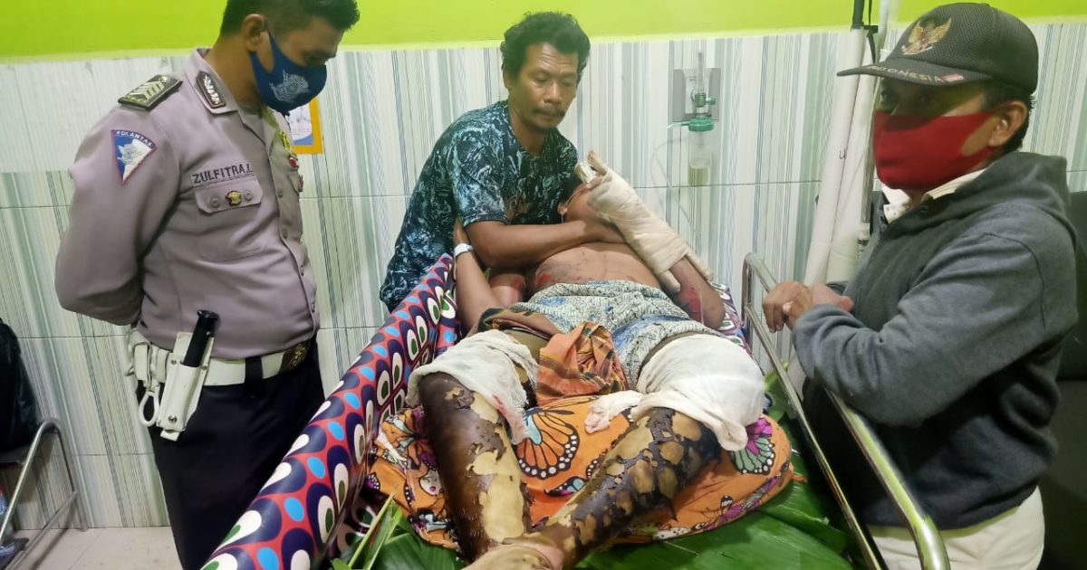 Lakalantas Motor, Pembawa Jerigen Berisi Premium Terbakar
