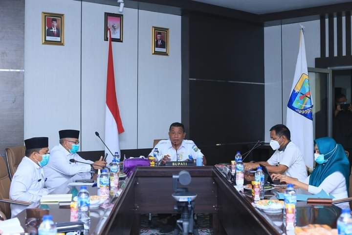 Terkait Belajar Tatap Muka, Pemkab Bolmut Gelar Rapat Bersama Kepsek SLTA Sederajat