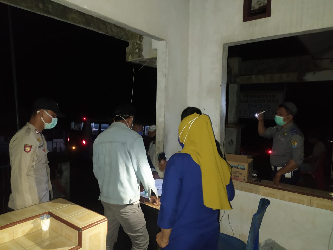 Polsek Paleleh Dampingi Satgas Covid-19 Perketat Perbatasan