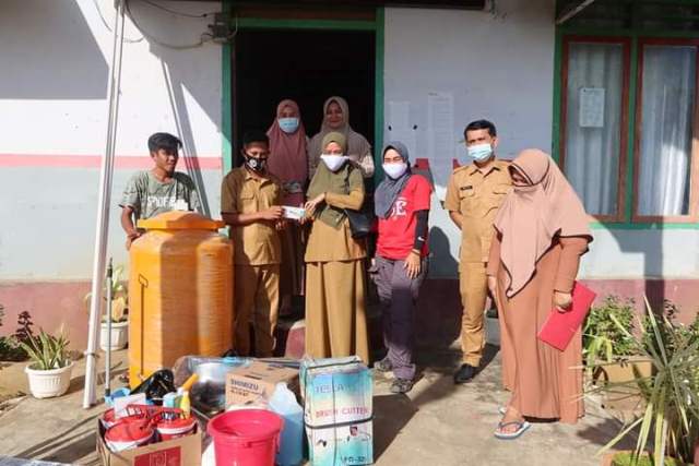 Disparbud Bolsel Lakukan Pendistribusian Item-item CHSE