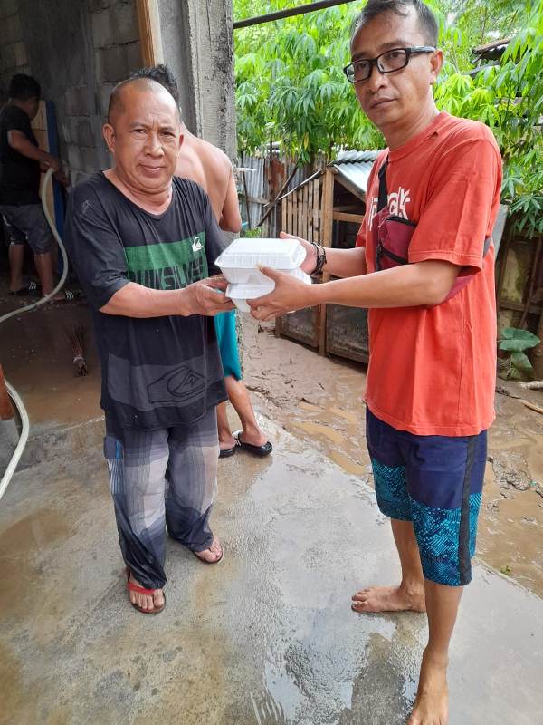 Melalui Tim Rumah Aspirasi, H2M Salurkan Bantuan kepada Korban Banjir dan Tanah Longsor di Manado