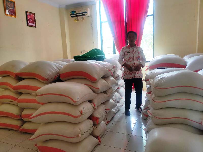 Stok Beras CPPD Kabupaten Bolsel Aman