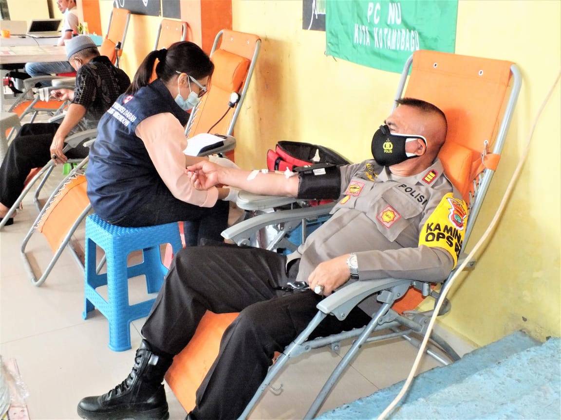 Peringati Harlah NU ke 95, MWC Kotamobagu Selatan Gelar Donor Darah