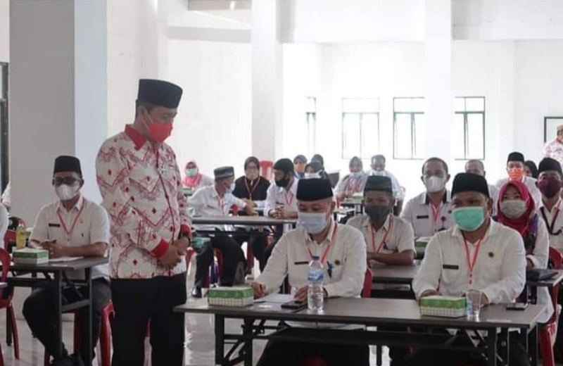 Iskandar Resmi Membuka Ujian Dinas dan Kenaikan Pangkat