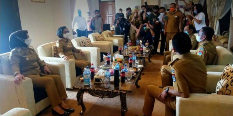 Bersama Bupati Bolmong, Tatong Bara Lakukan Kunker ke Boltim