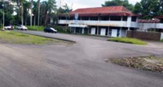 Dinas PUPR Pastikan Pekerjaan Pelataran Eks Kantor Bupati Bolmong Rampung