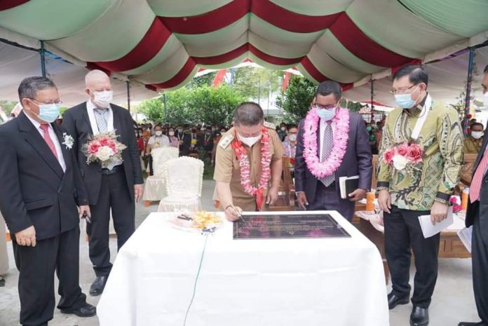 Wakil Wali Kota Nayodo Koerniawan Hadiri Kegiatan Pentahbisan dan Peresmian GMAHK