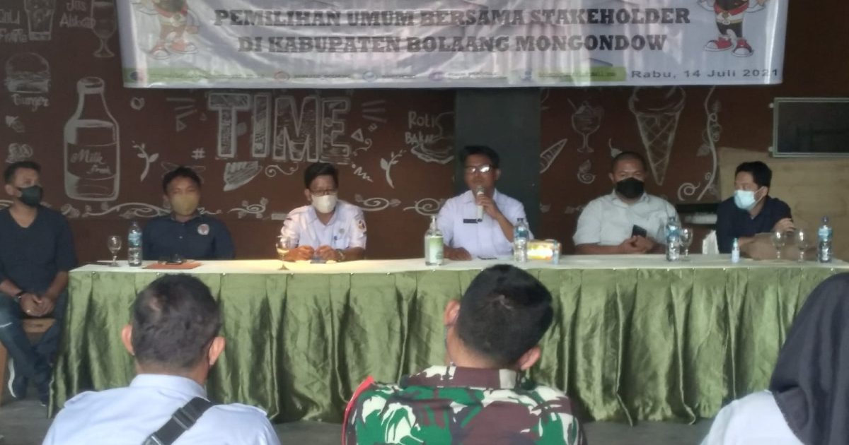 Bawaslu Bolmong Gelar Rapat Evaluasi Pengawasan Pemilu