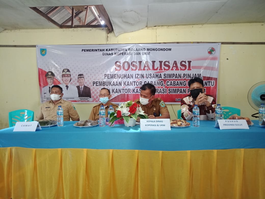 Dinas Koperasi dan UKM Bolmong Gelar Sosialisasi Izin Usaha Di Desa Labuan Uki