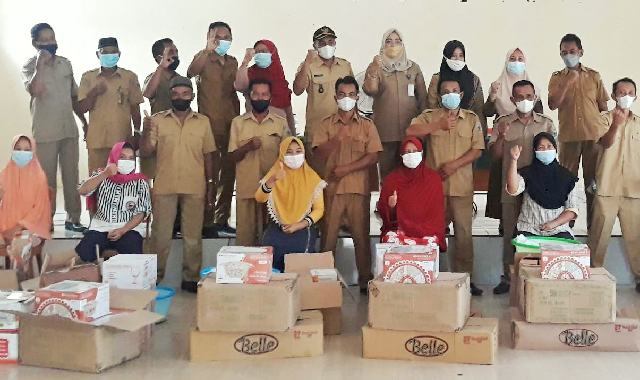7 Kelompok Usaha Perempuan di Tanoyan Selatan Terima Bantuan Peralatan Katering dari Dinas P3A Bolmong
