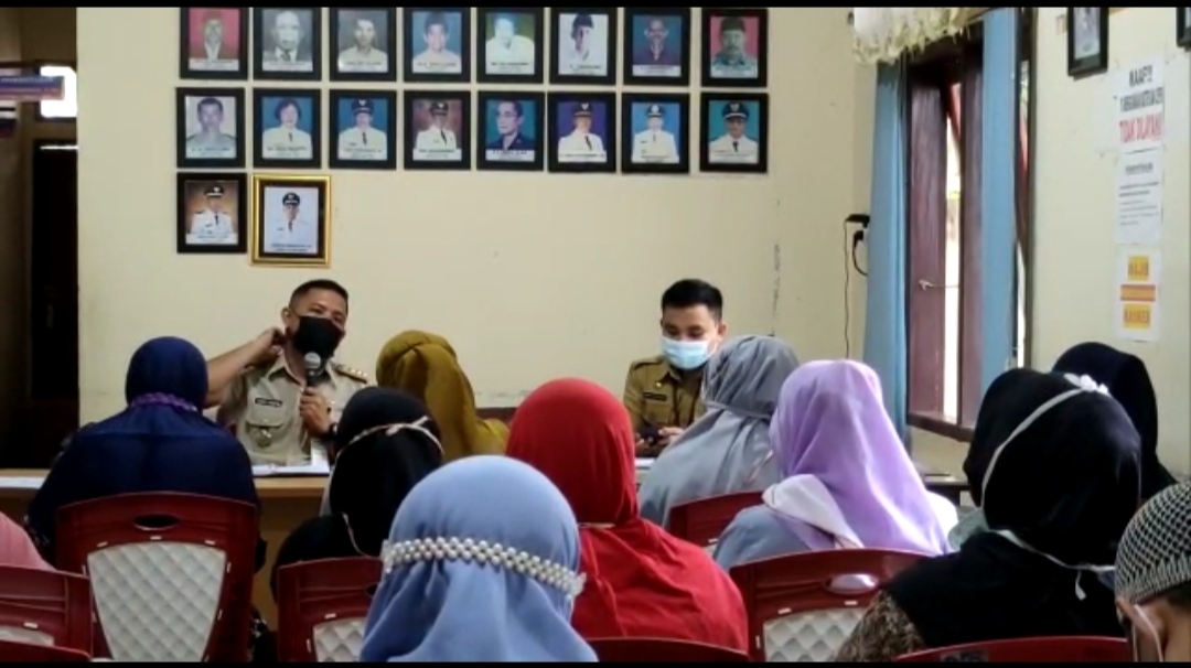 Camat Ajak Warga Kotamobagu Barat Dukung Percepatan Vaksin Massal