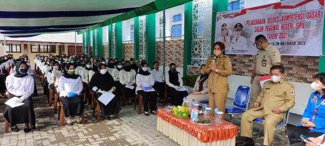 Walikota Tatong Bara Pimpin Pembukaan Ujian SKD CPNS 2021