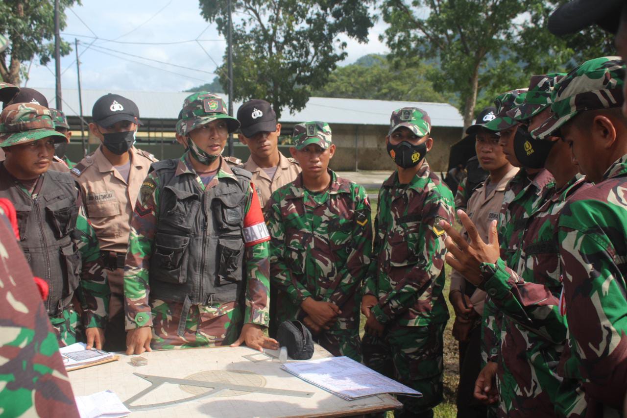 Danyon Armed 19 Letkol Arm Edy Yulian Terima Kunjungan Siswa Dikmaba TNI AD dan Diktukba Polri