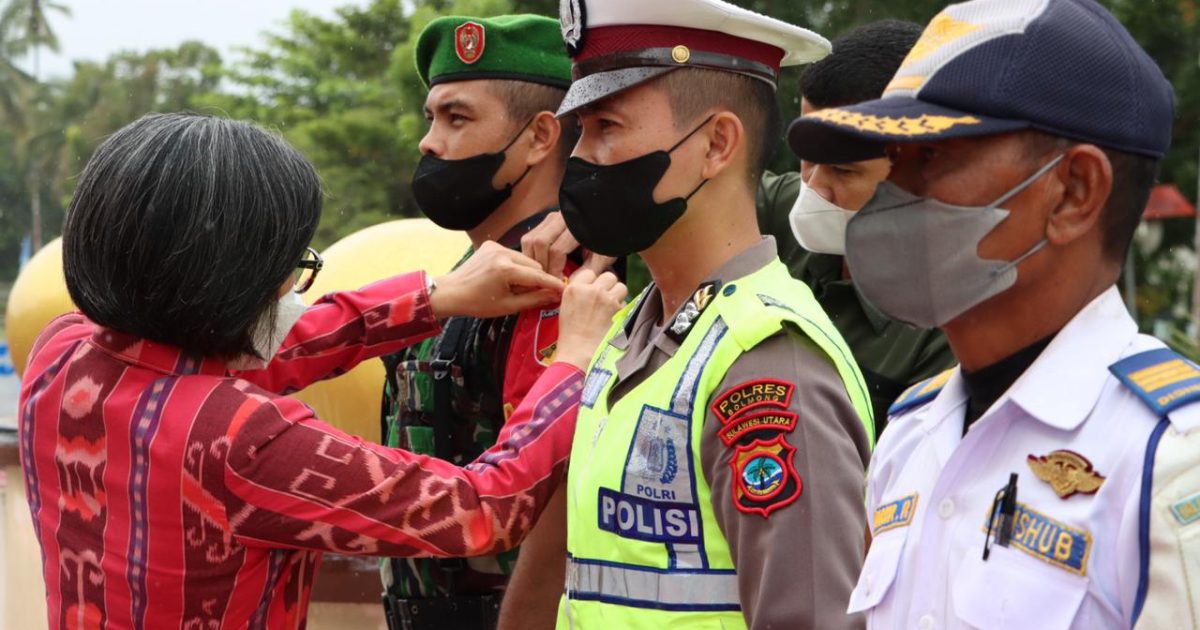 Bupati Yasti Pimpin Apel Gelar Pasukan Operasi Lilin Samrat 2021