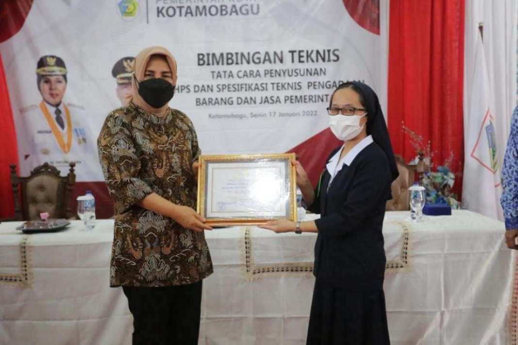 Wali Kota Kotamobagu Apresiasi Prestasi SMP Theodorus Ditingkat Nasional