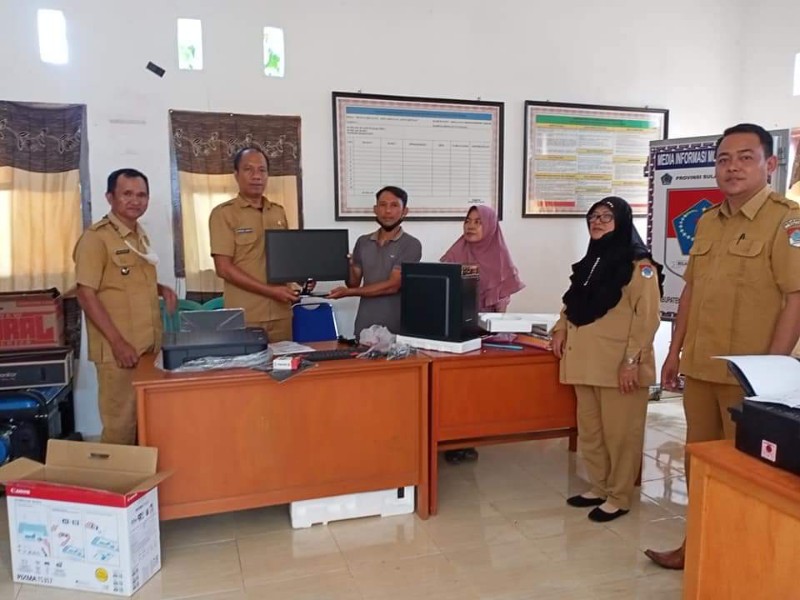 Karang Taruna Desa Buyat Selatan Terima Bantuan Dari Dinsos Boltim