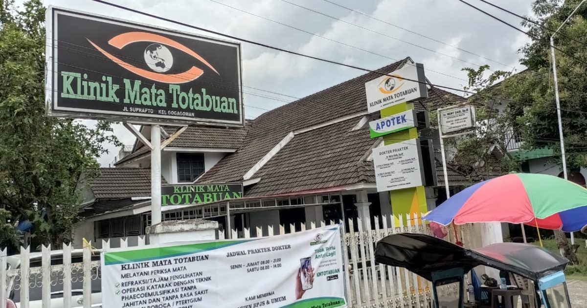 Komitmen Wujudkan Pelayanan Terbaik, Klinik Mata Totabuan Melayani Pemeriksaan Mata dan Pemberian Obat Gratis