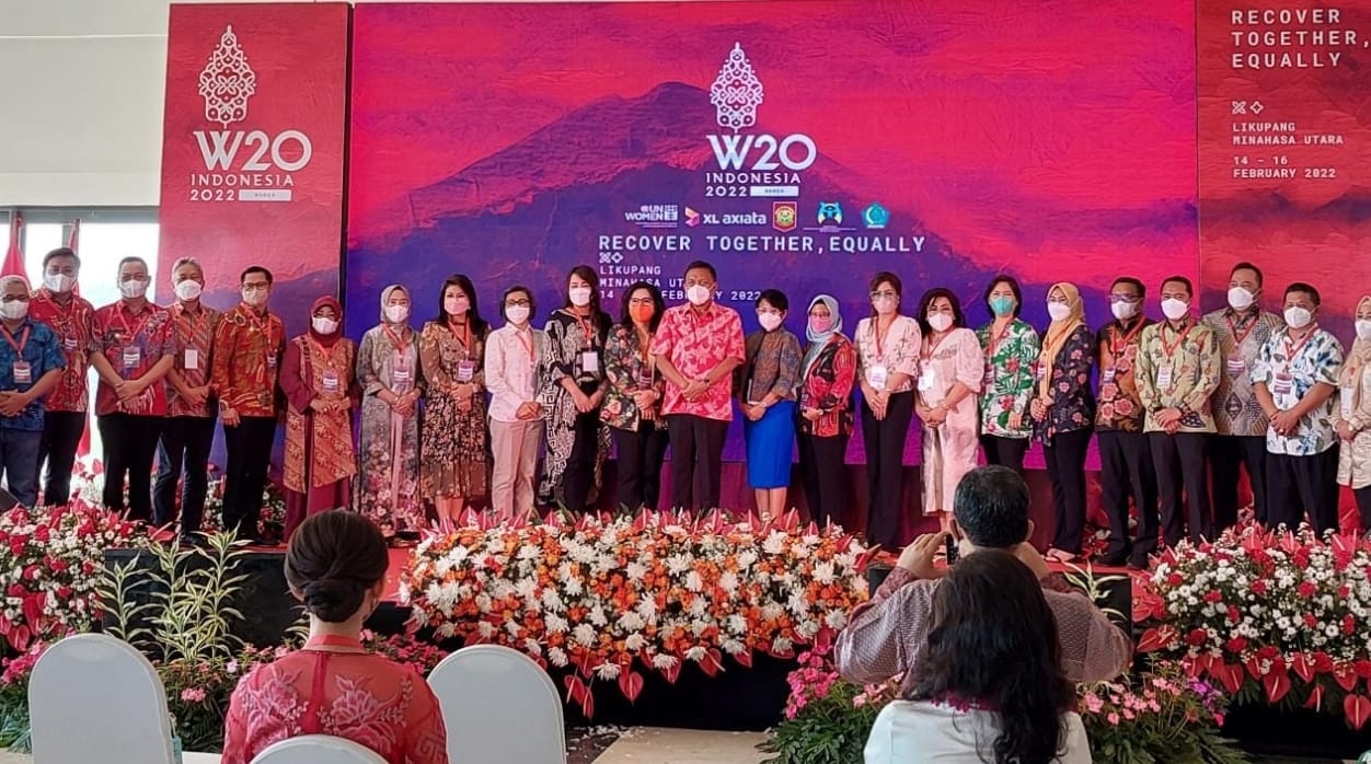 Acara W20, Gubernur Olly Jadikan Bupati Yasti Sebagai Contoh Pemimpin Perempuan