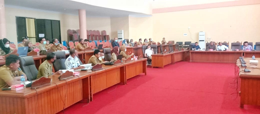 Suasana Rapat Ranperda Bapemperda DPRD dan Pemda Bolmong