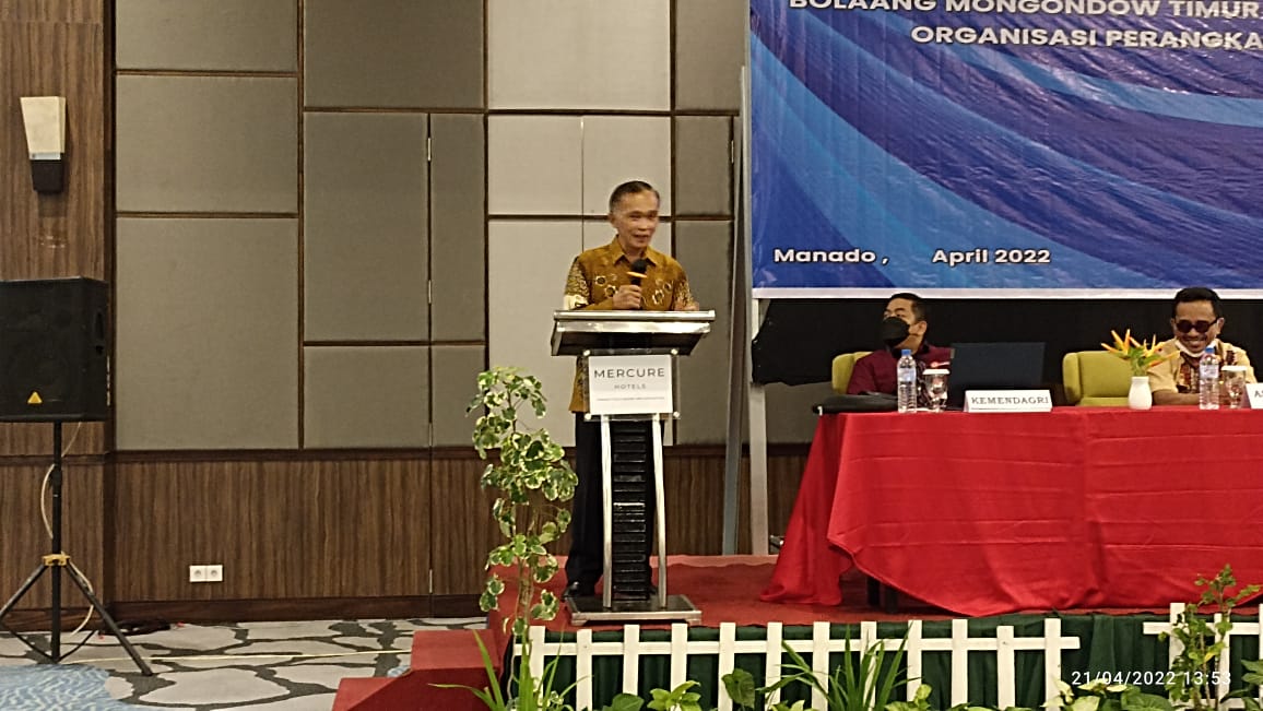 Sekda Boltim Buka Kegiatan Coaching Clinic SIPD