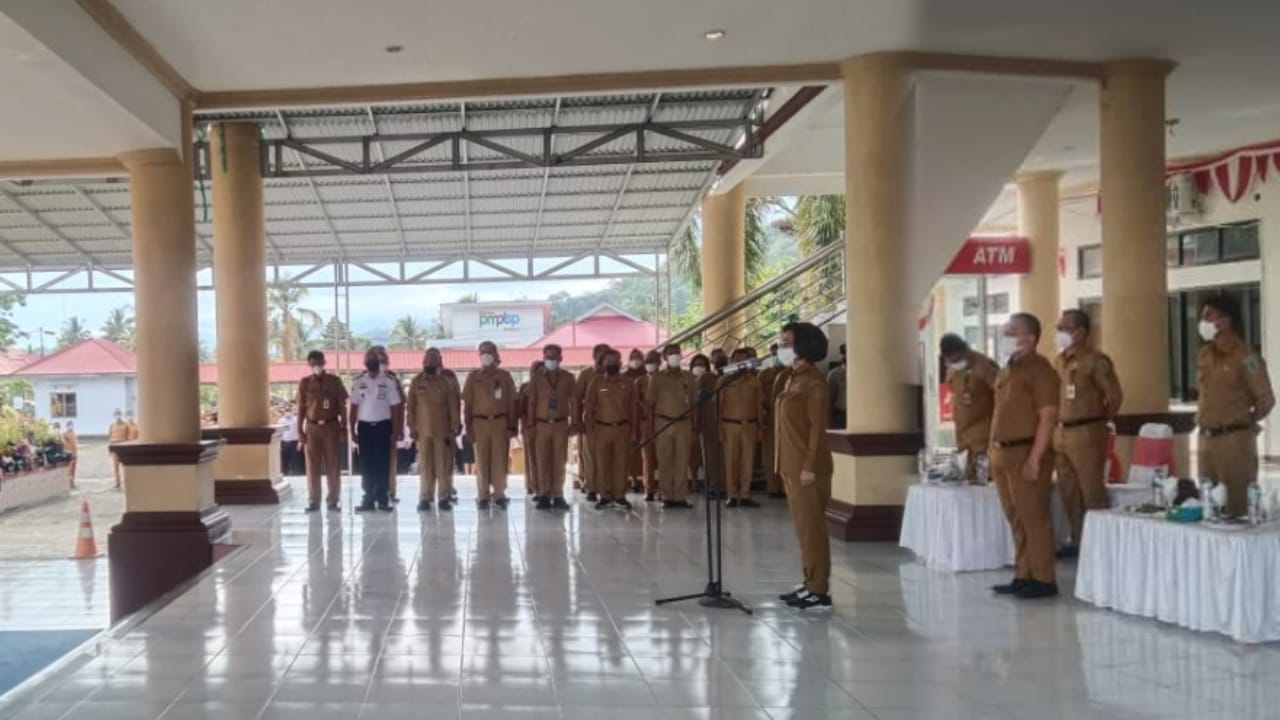 Bupati Bolmong Yasti Soepredjo Mokoagow Pimpin Apel Perdana Pasca Libur Lebaran Idul Fitri 2022
