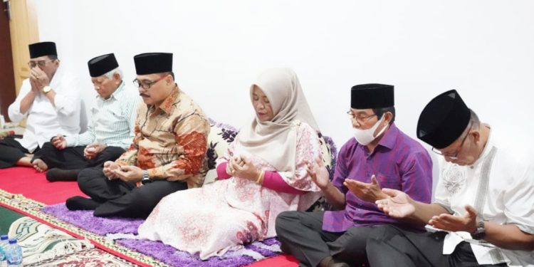 Pj Bupati Bolmong Limi Mokodompit Gelar Doa Bersama