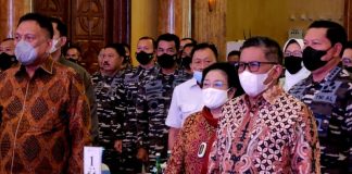 Gubernur Olly Dondokambey Dampingi Megawati Resmikan Pelabelan Kapal Korvet TNI AL dengan KRI Bung Karno