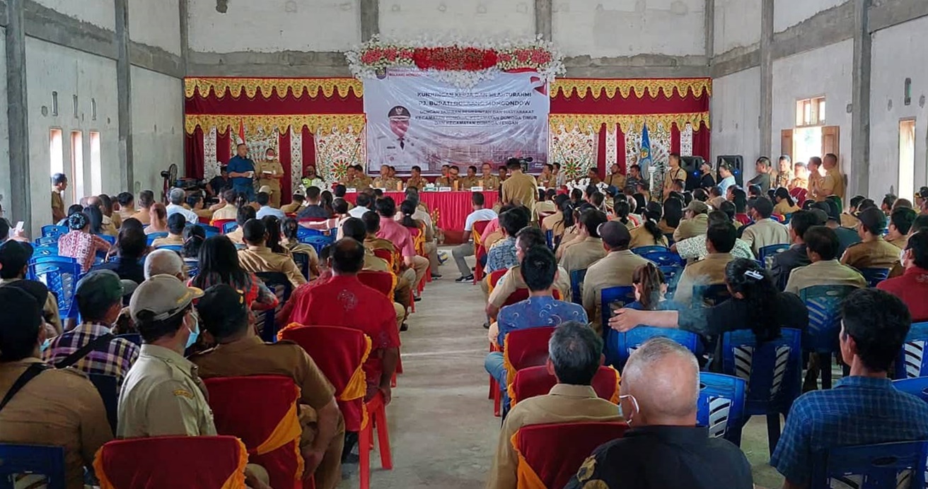 Limi Mokodompit saat berkunjung