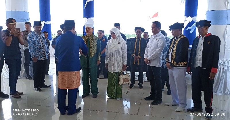 Bupati Boltim Sambut Kedatangan Sultan Ternate
