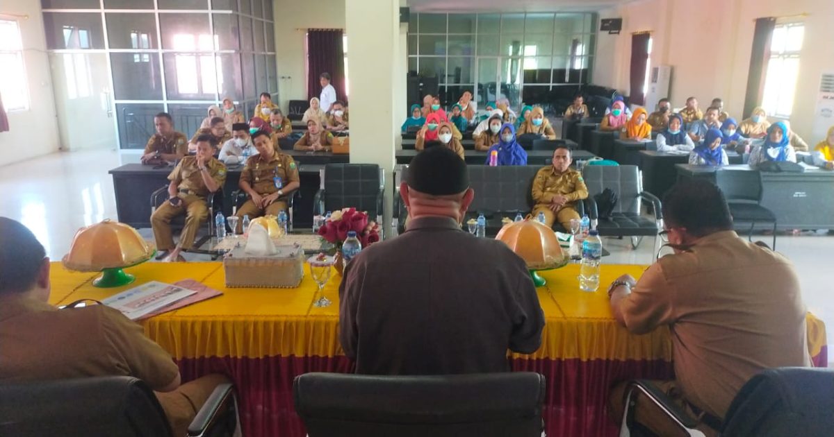 bertempat di aula lantai II kantor PPKAD Buol