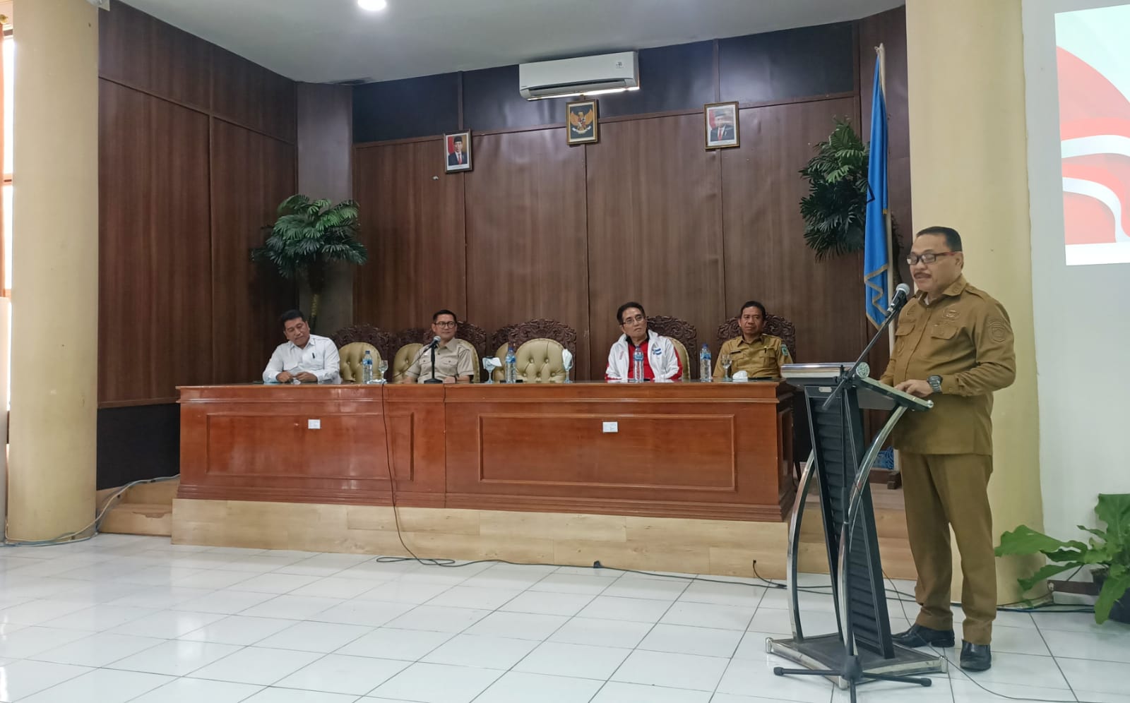 Pengurus Gabungan Pj Bupati Bolmong Ir Limi Mokodompit MM Memberikan Sambutan Dalam Pelantikan Bridge Bolmong