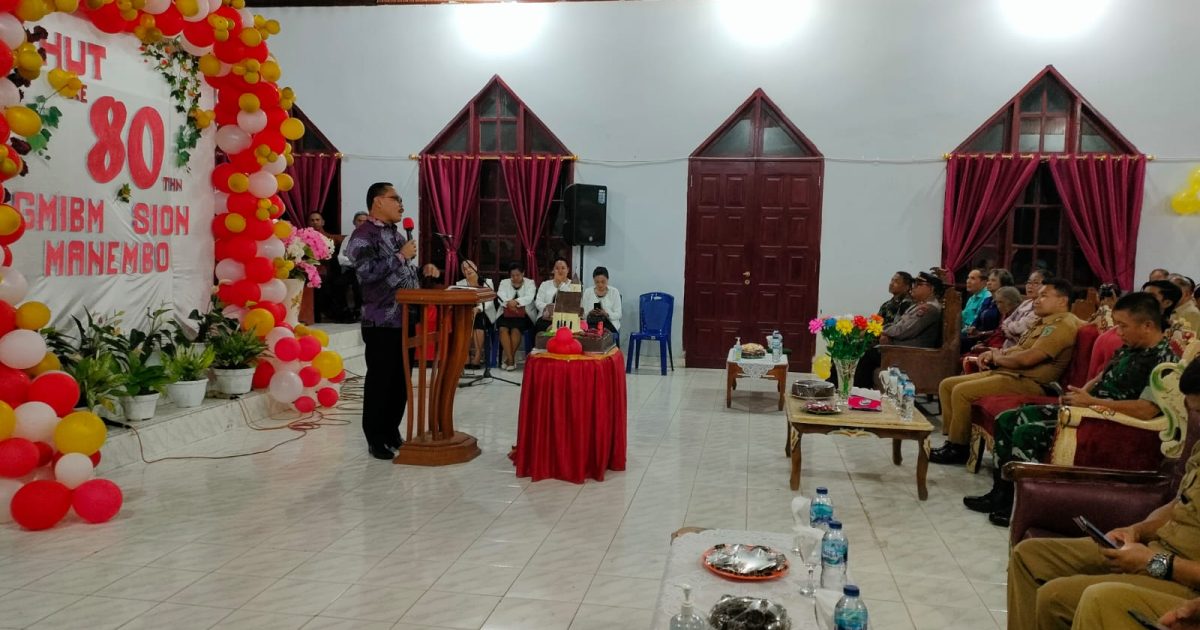 Pj Bupati Bolmong Limi Mokodompit Hadiri HUT Ke-80 Jemaat GMIBM Manembo
