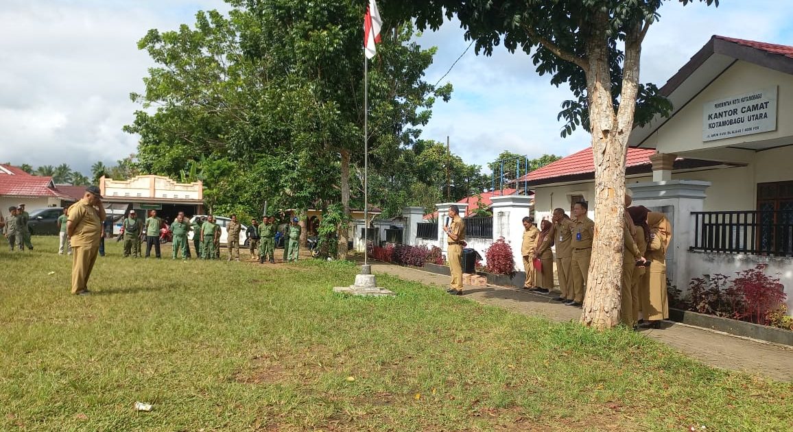 Asisten I Pemkot Kotamobagu Pimpin Apel Kerja, Evaluasi Kinerja Lurah dan Sangadi Se-Kecamatan Utara