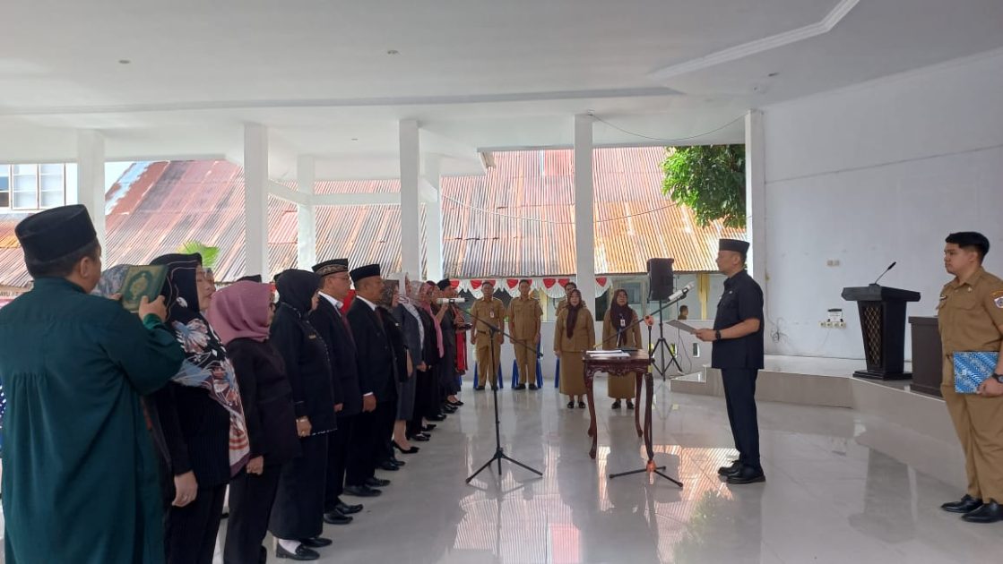 Sekda Lantik 18 Kepsek Sekolah Dasar di Kota Kotamobagu