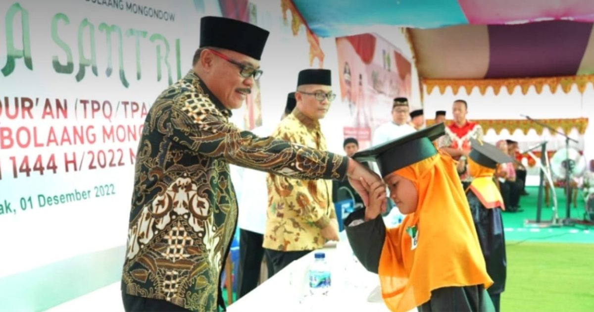 Pj Bupati Bolmong Limi Mokodompit Sampaikan Pesan Ini Saat Hadiri Wisuda Santri