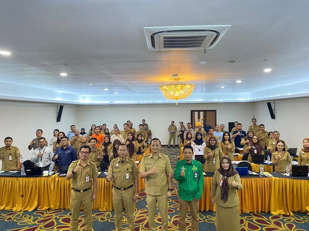 Sekda Sofyan Mokoginta Buka FGD Penyusunan Kotamobagu dalam Angka Tahun 2023