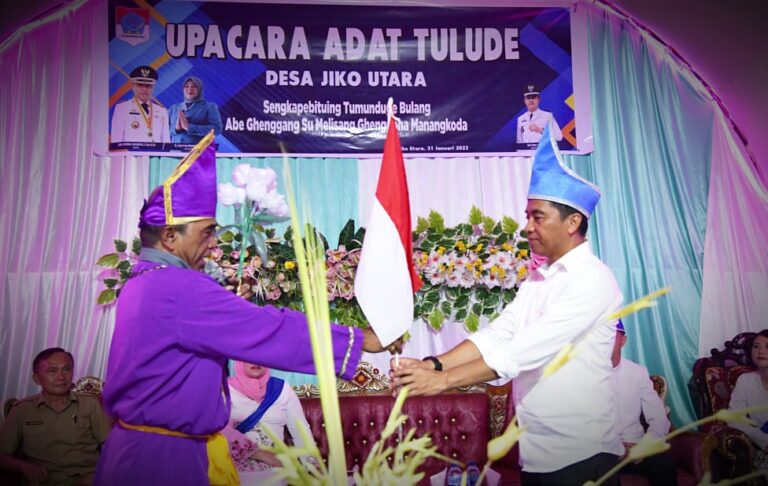 Bupati Boltim Hadiri Acara Adat Tulude, Tradisi Etnis Nusa Utara