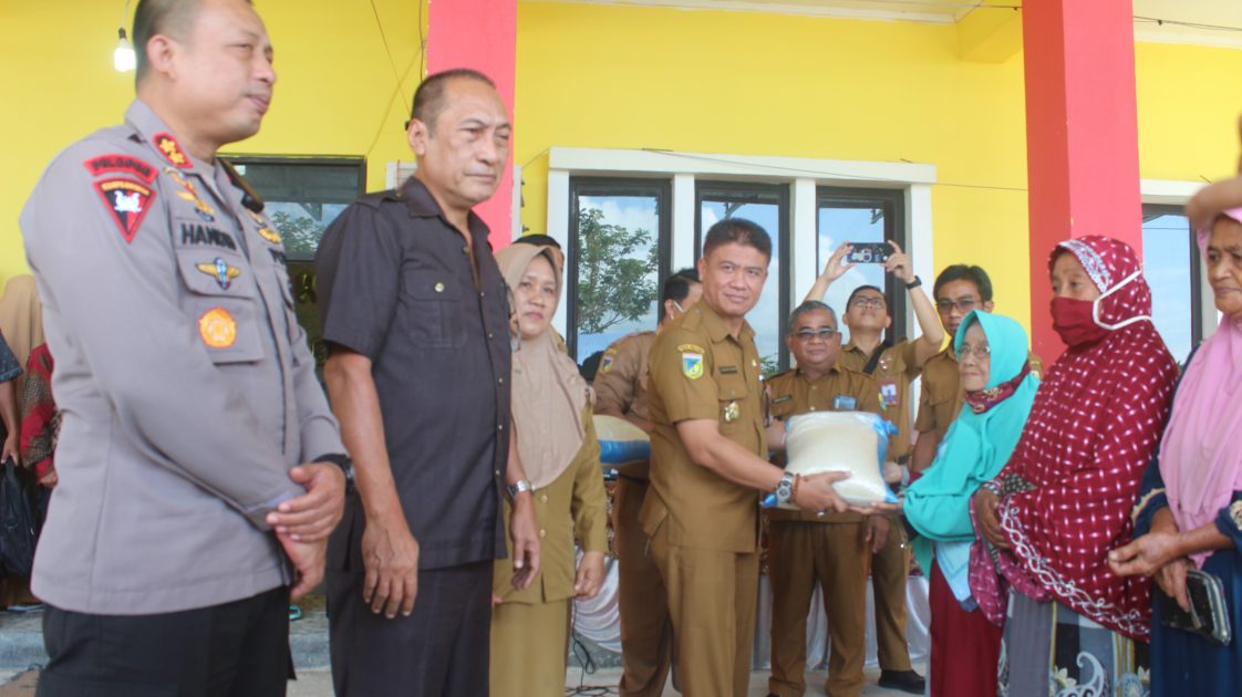 Kendalikan Inflasi Pemkab Buol Gelar Operasi Pasar Murah