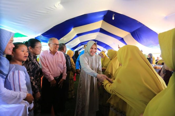 Tatong Bara Saat Hadiri Hadiri Halal bi Halal di Kotamobagu Timur