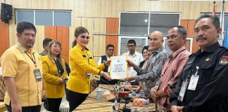 Bacaleg DPRD Provinsi mendaftar di KPU Sulut