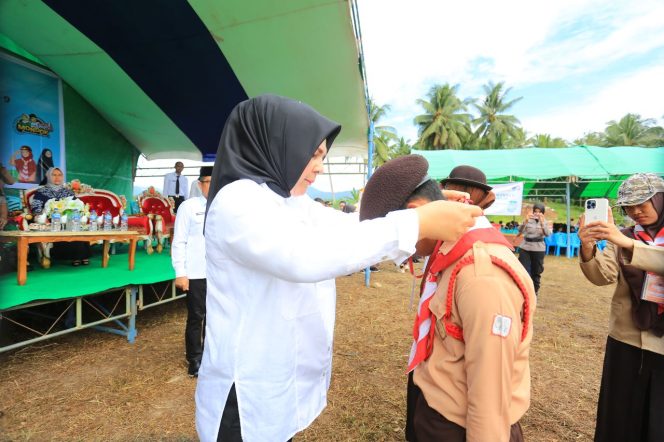 Walikota Tatong Bara Hadiri Perkemahan Gabungan Pondok Pesantren Assalam Manado