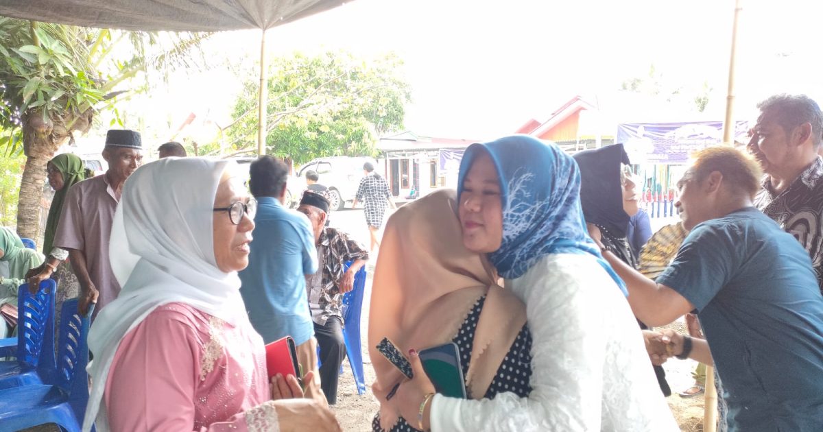 Novrita Simbala Terlihat Mesra Bersama Masyarakat Dapil I Bolmong Lewat Halal bi Halal