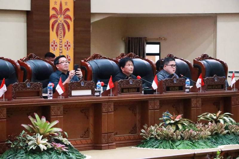 DPRD Sulut Gelar Rapat Paripurna Penjelasan Gubernur Terhadap Ranperda Pertanggungjawaban APBD Provinsi Tahun 2022